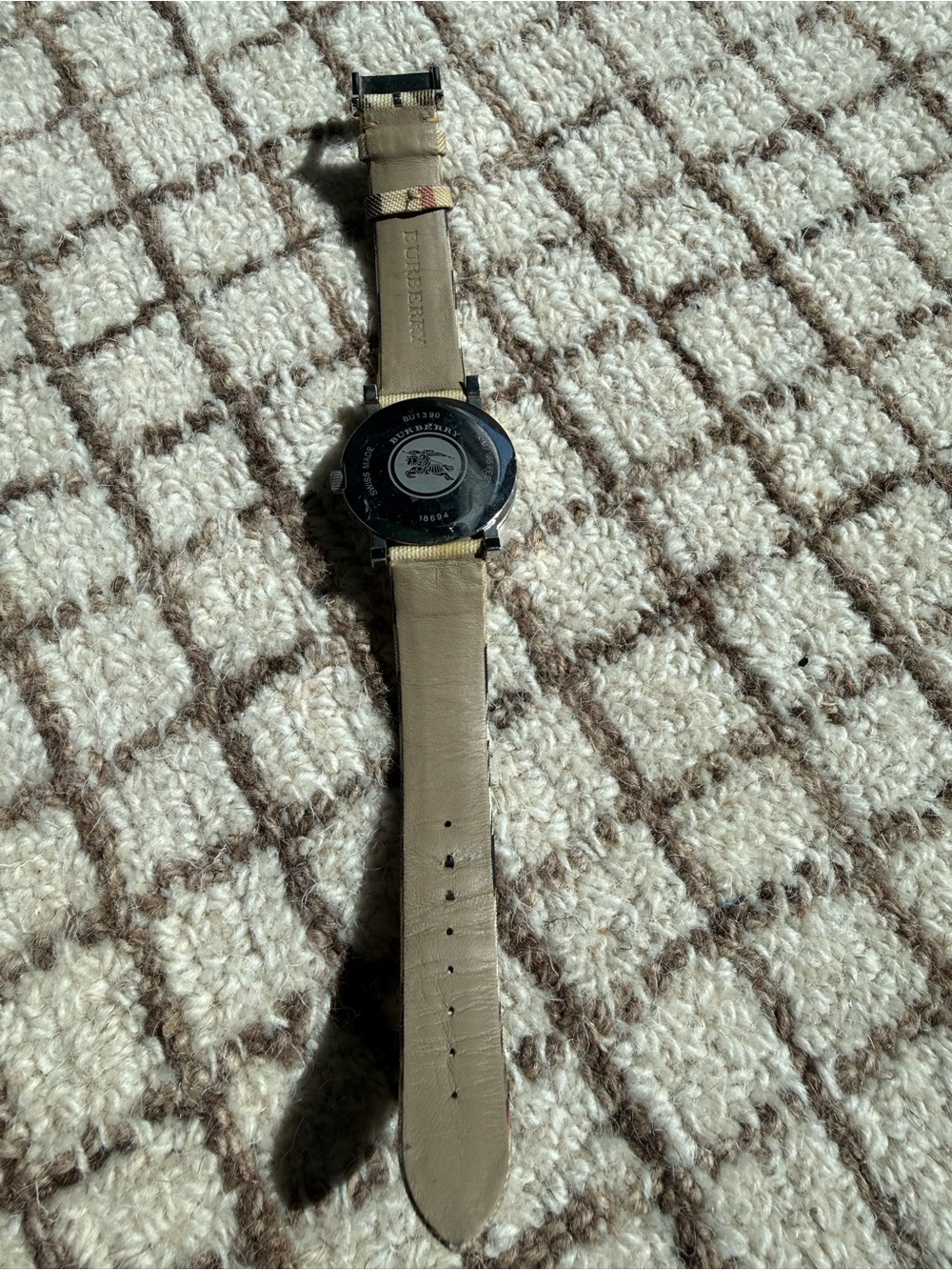 Vintage Burberry Men's Watch - Picture 4 of 7